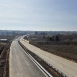 07_2025.03.04_DK9 km 1+400 widok od strony północnej z wiaduktu WD-5 na DK 9, oraz rozjazdy ES-3