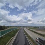 07_2025.05.21_DK9 km 1+400 widok od strony północnej z wiaduktu WD-5 na DK 9, oraz ES-3