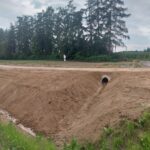 09_2025.05.27_DK9 km 2+200 widok od strony wschodniej na DD 18, wykonanie rowów