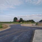 03_2025.07.17_DK9 km 0+100 widok od strony poludniowejna DK9 skropieniepodbudowy z kruszywa