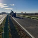 03_2025.11.19_DK9 km 0+300 widok od strony północnej na DK9 uzupełnienie humusowania