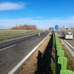 04_2025.11.19_DK9 km 0+800 widok od strony południowej na DK9 uzupełnienie humusowania