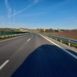 07_2025.11.05_DK9 km 1+900 widok od strony południowej na DK9 uciąglenie barier po audycie BRD